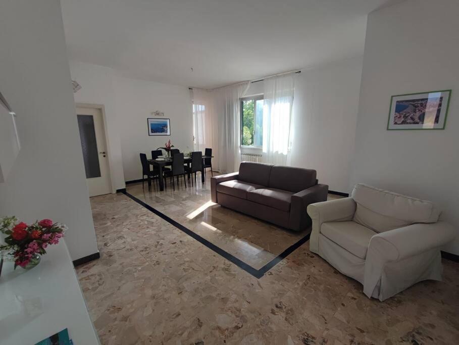 Апартаменти La Vie En Rose Flat Сестрі-Леванте Екстер'єр фото